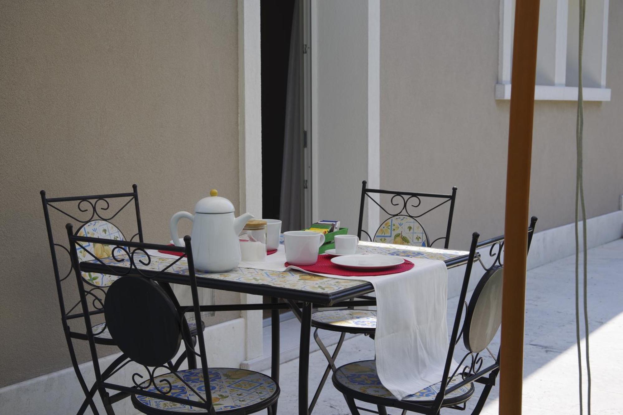 Time To Relax - Lago Di Garda - Adults Only 庞蒂索明西奥 外观 照片